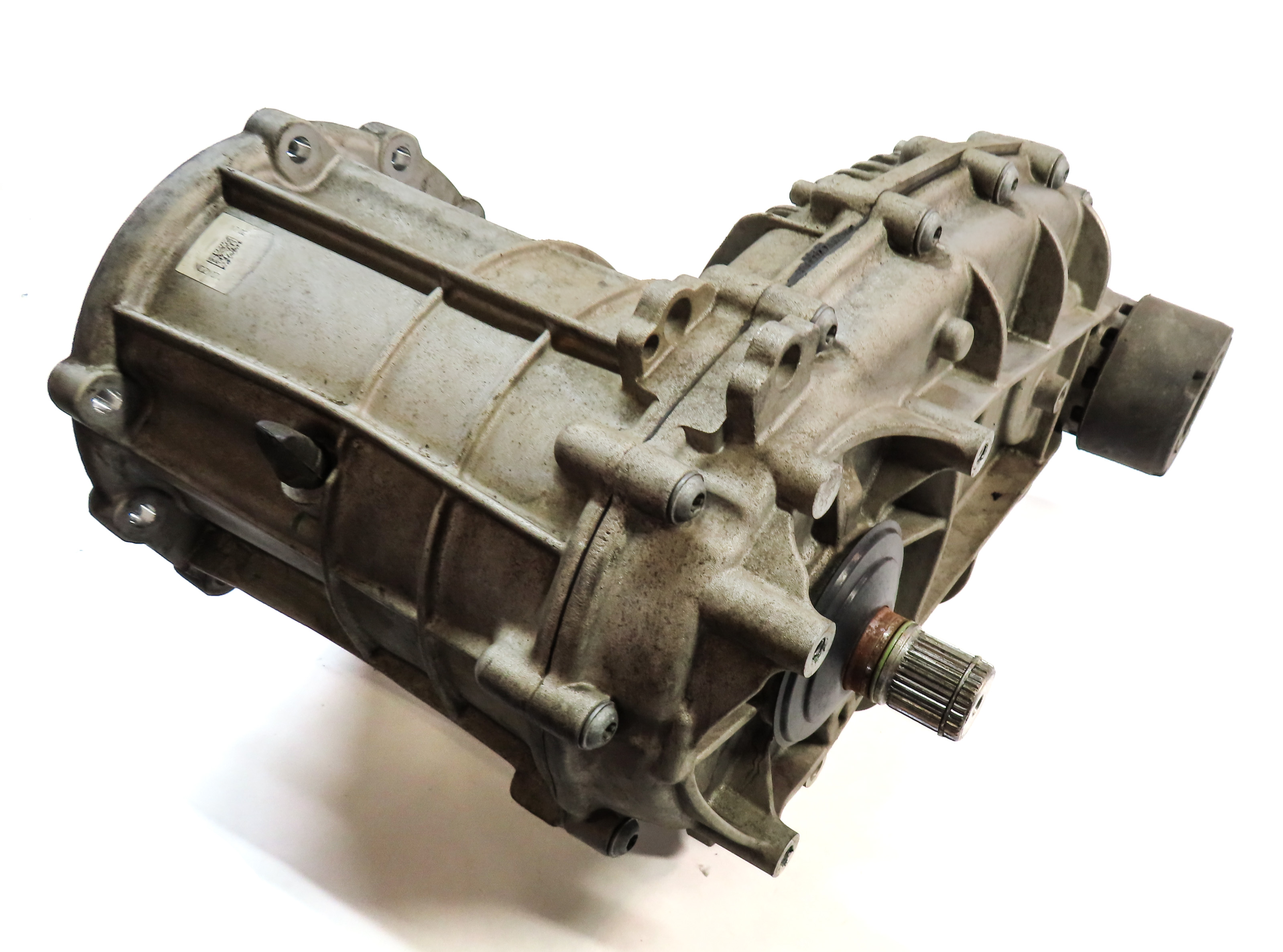 2011-2018 PORSCHE CAYENNE (958) 3.0L ENGINE FRONT TRANSFER CASE ASSEMBLY — exact item pictured
